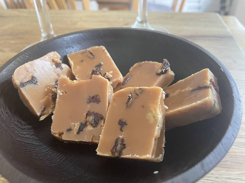 Rum and Raisin fudge 1